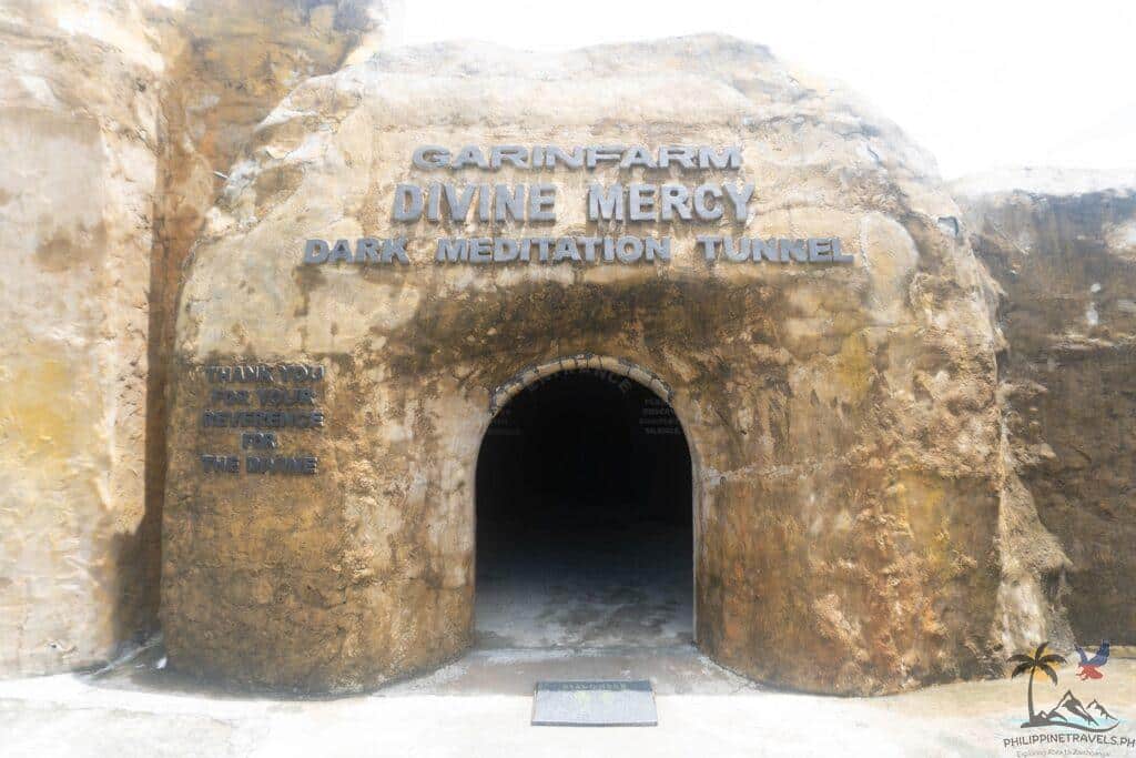 Garin farm tunnel entrance