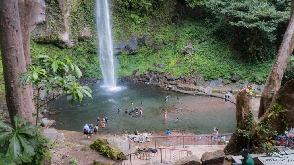 People swimming in Katibawasan falls