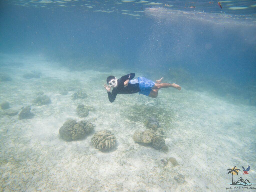 swimming in mantigue island

