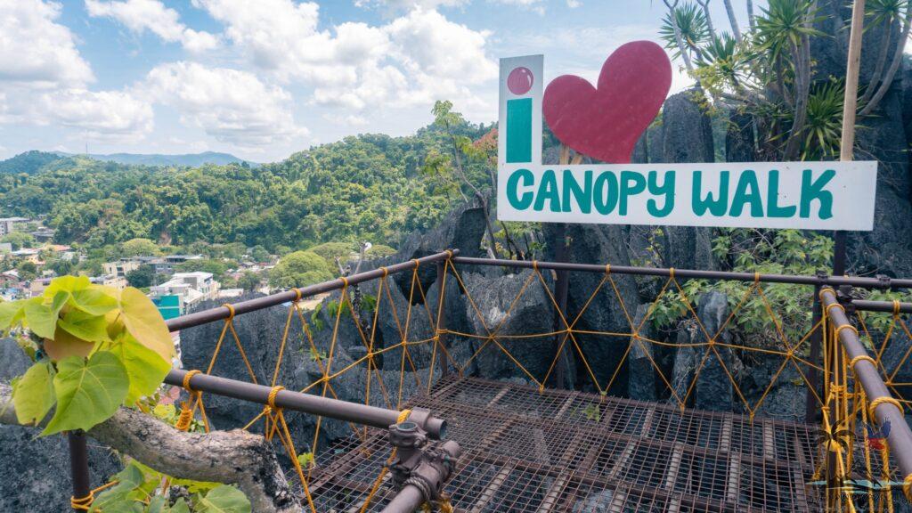 I love canopy walk sign in taraw cliff